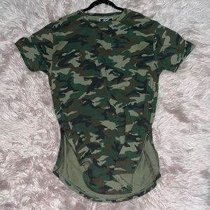 Krisp Camo long tshirt with side zippers
